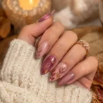 25 pink fall nails for a soft, cozy autumn look